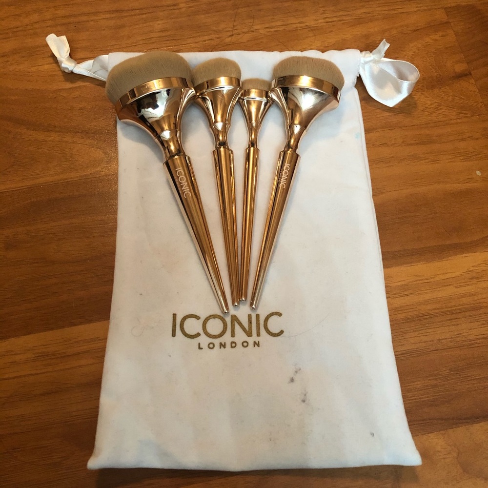 Makeup brush set
